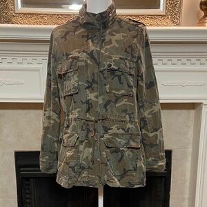 Love Tree Women's Juniors Cargo Camouflage Print Jacket